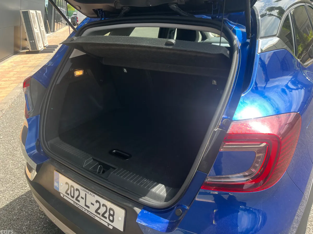 Renault Captur Hatchback, Diesel, 2020, Blue