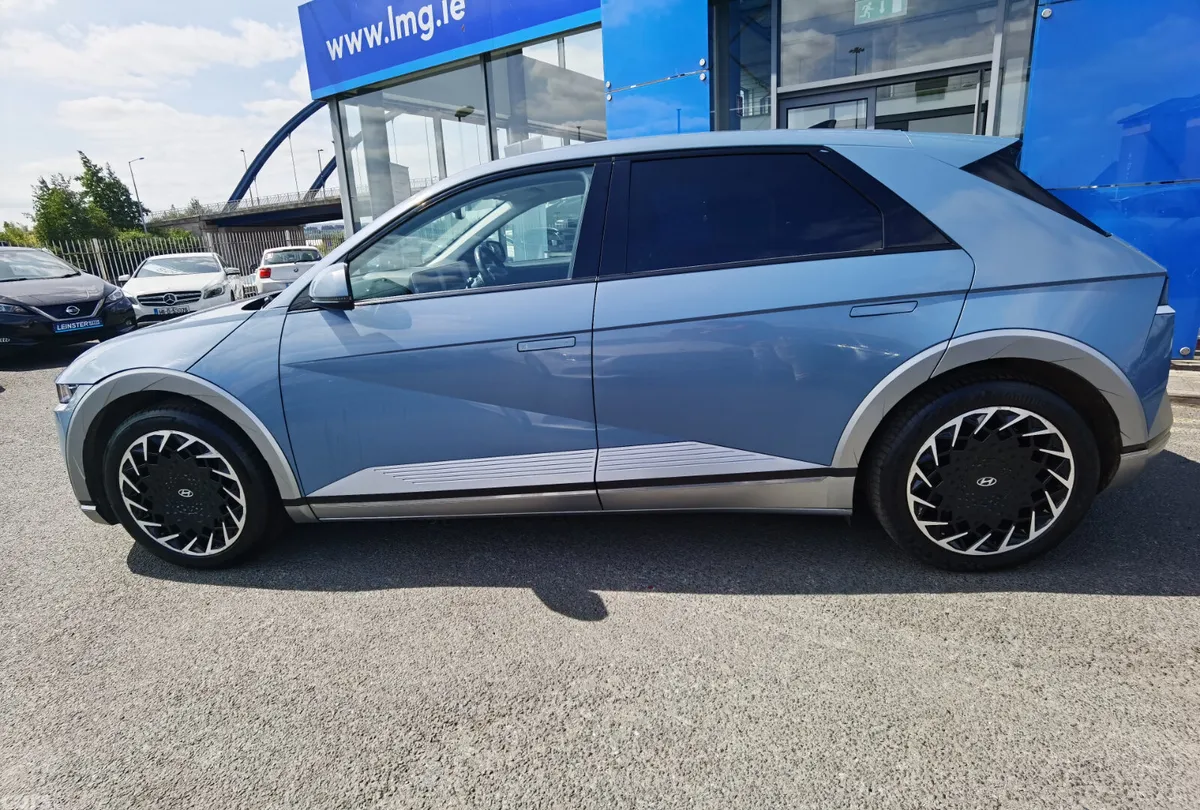 Hyundai IONIQ 5 Hatchback, Electric, 2022, Blue
