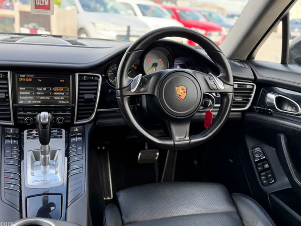Porsche Panamera Hatchback, Petrol Plug-in Hybrid, 2015, Black