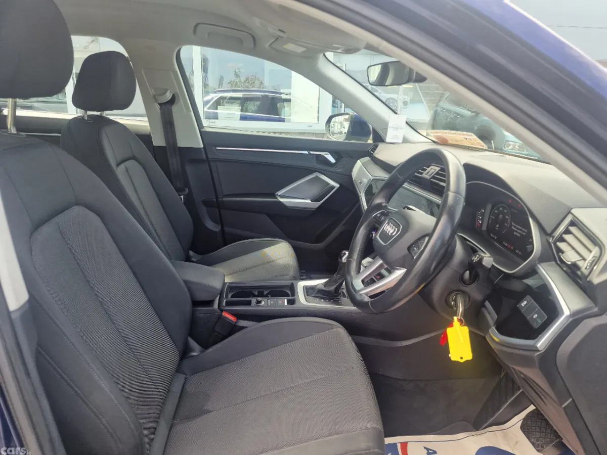 Audi Q3 Estate, Petrol Plug-in Hybrid, 2023, Blue