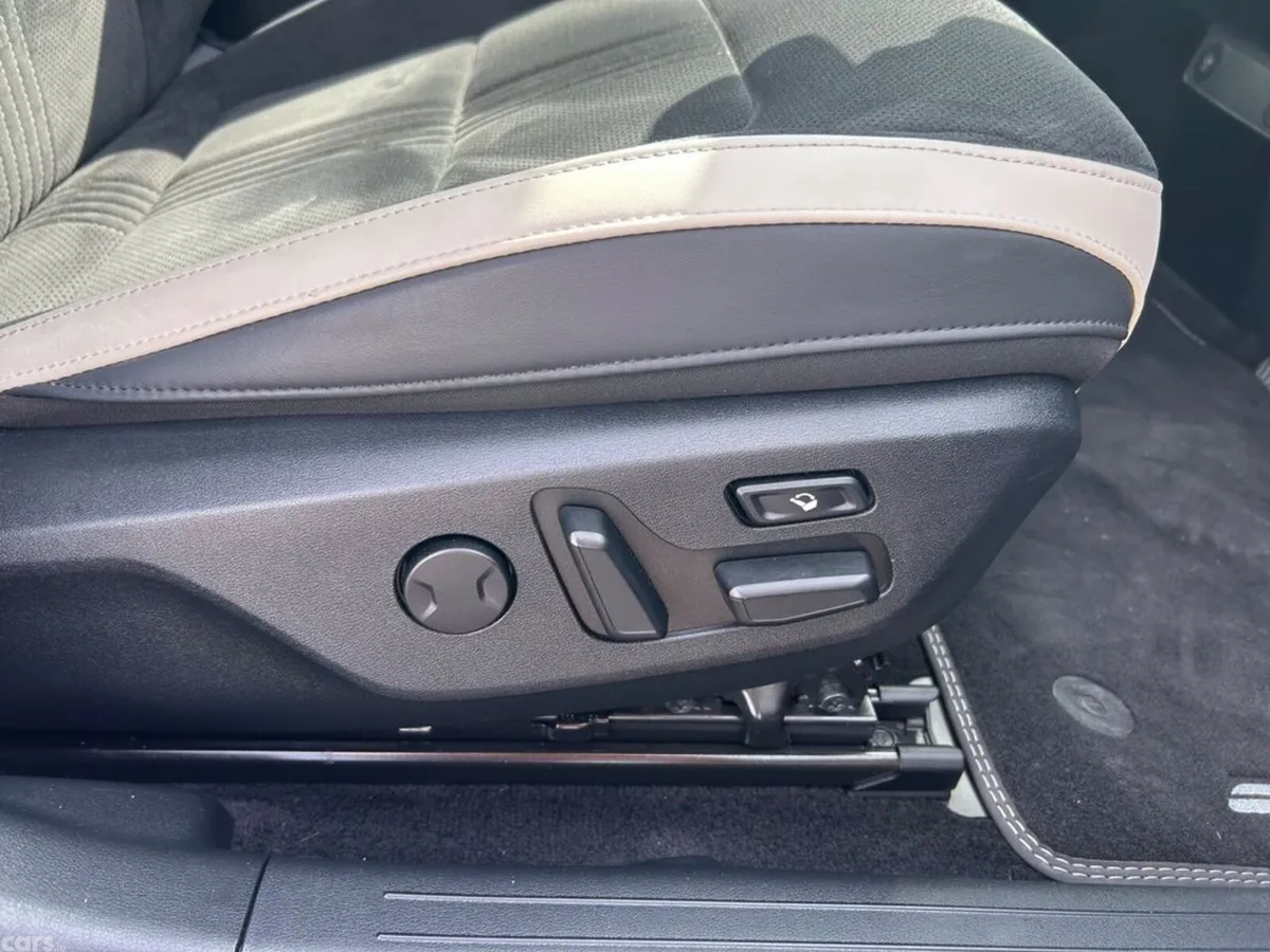 Kia EV6 Hatchback, Electric, 2023, Blue