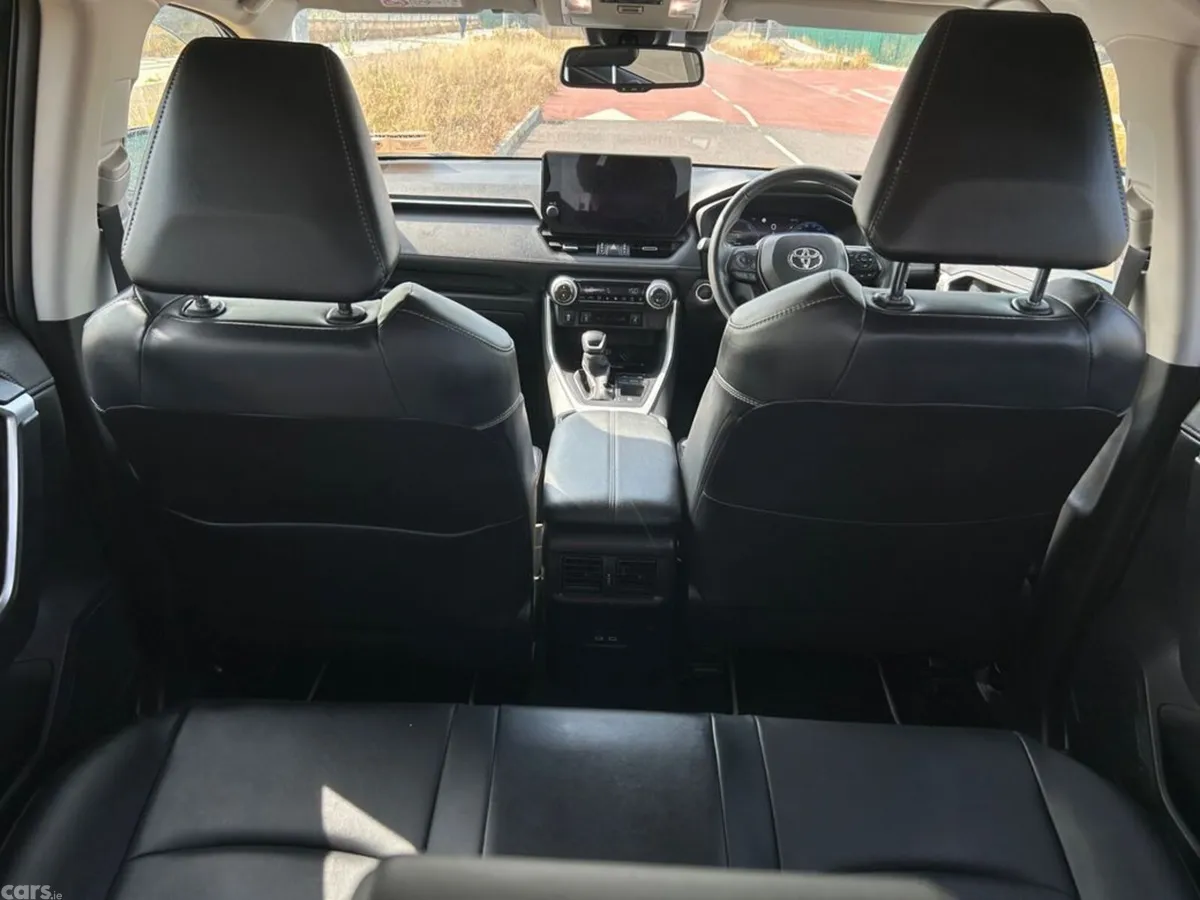 Toyota RAV4 SUV, Petrol Hybrid, 2025, Black
