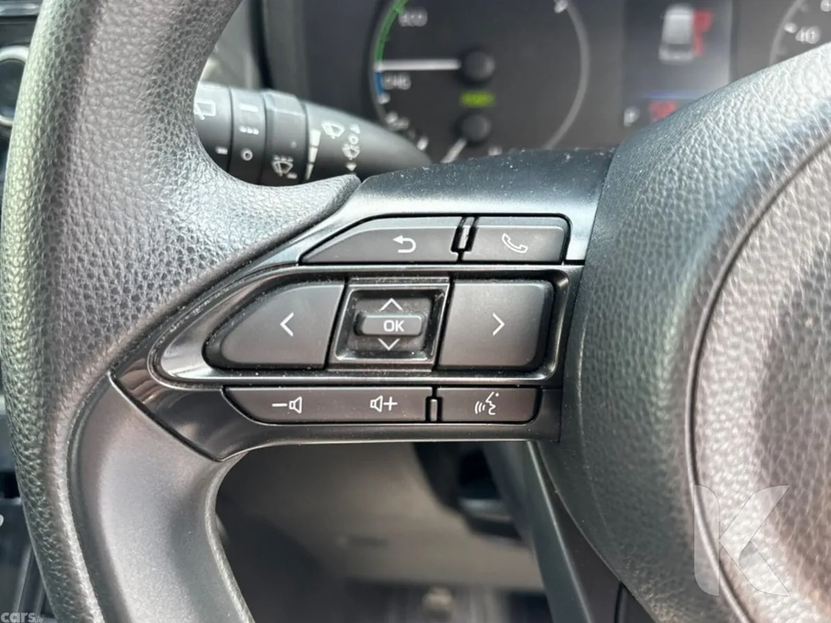 Toyota Sienta MPV, Petrol Hybrid, 2023, Grey