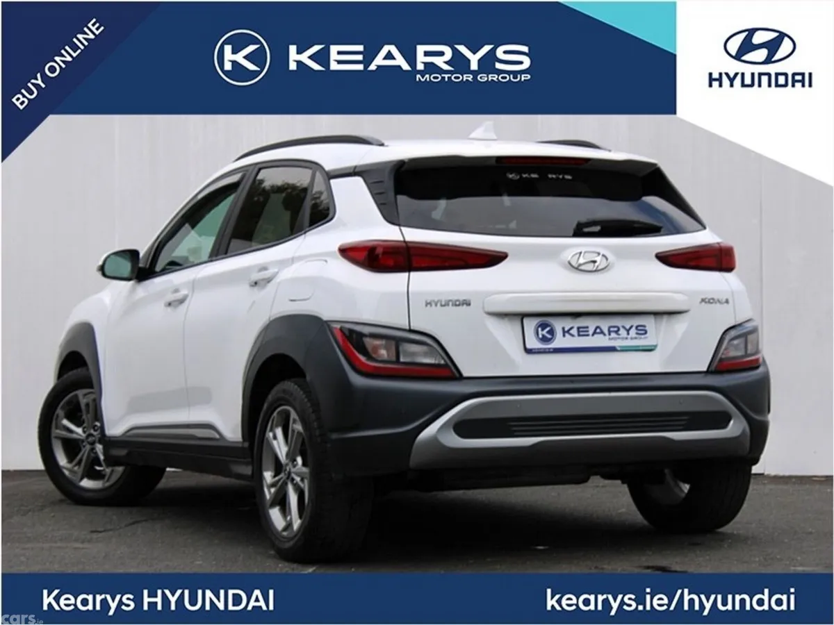 Hyundai KONA MPV, Petrol, 2023, White