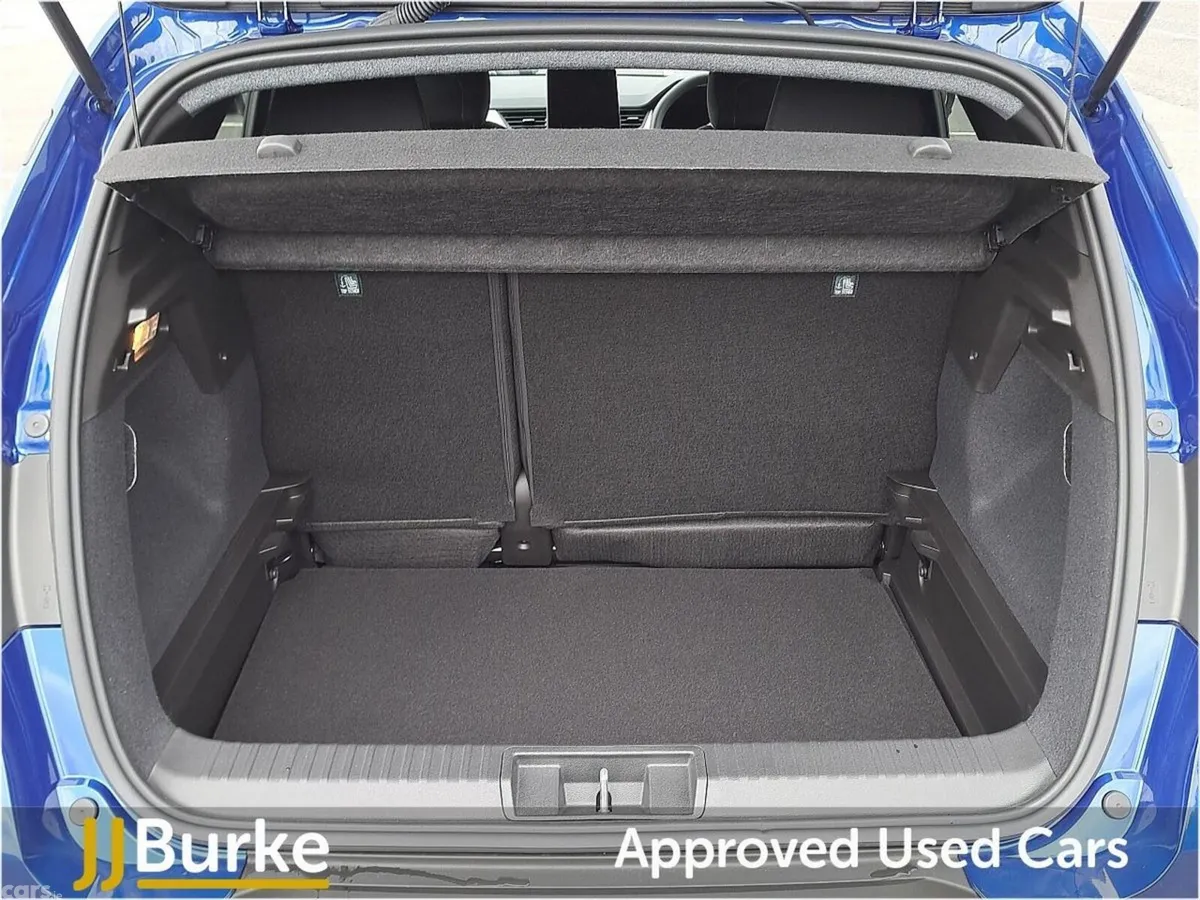 Renault Captur Hatchback, Petrol, 2026, Blue