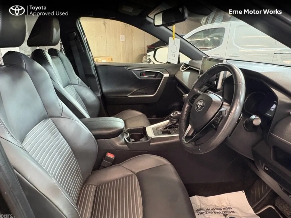 Toyota RAV4 SUV, Petrol Hybrid, 2021, Black