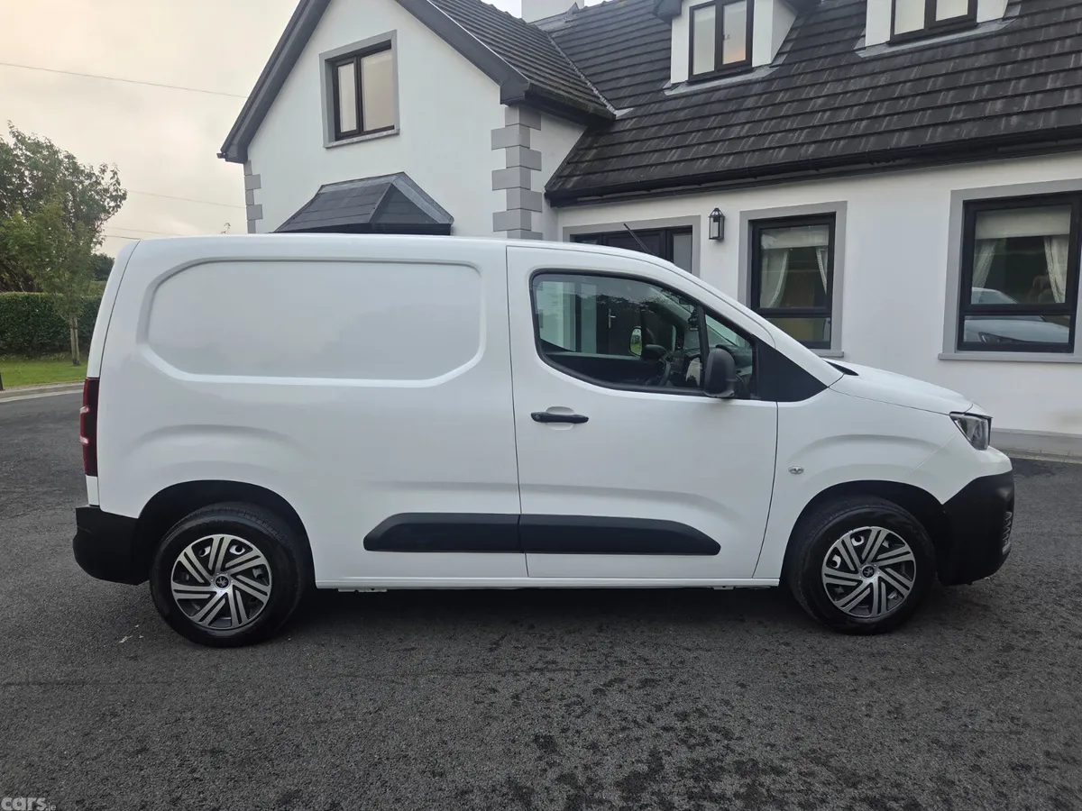Peugeot Partner Van, Diesel, 2020, White