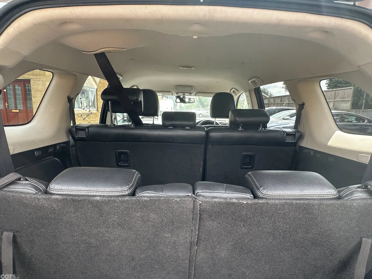 Mitsubishi Outlander SUV, Diesel, 2016, Grey