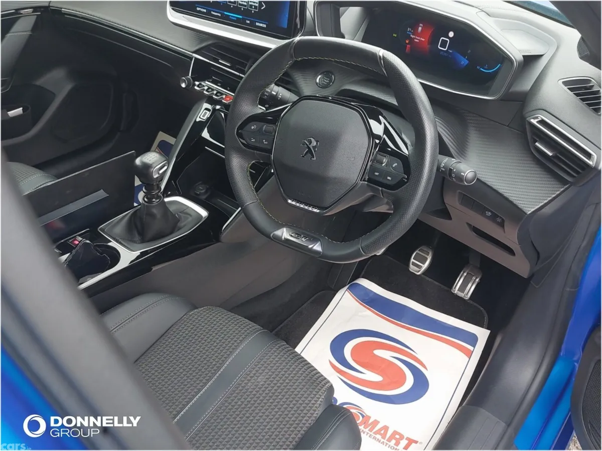 Peugeot 208 Hatchback, Petrol, 2023, Blue