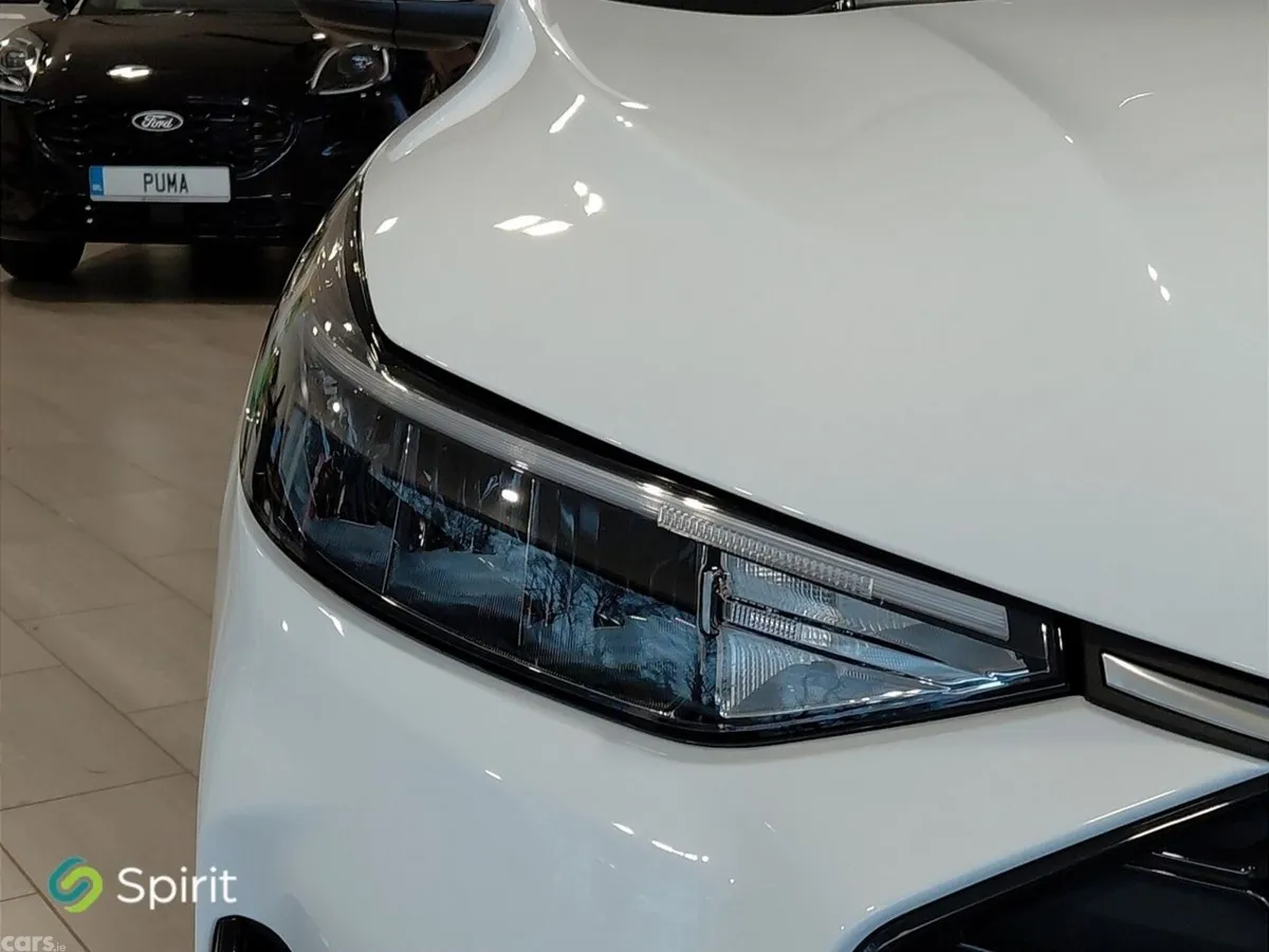 Ford Kuga SUV, Petrol Plug-in Hybrid, 2026, White