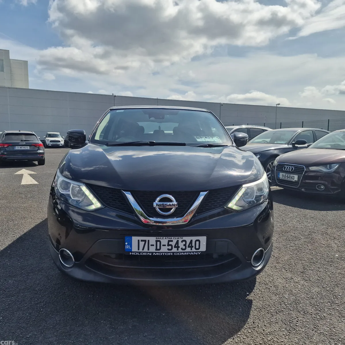 Nissan Qashqai SUV, Petrol, 2017, Black