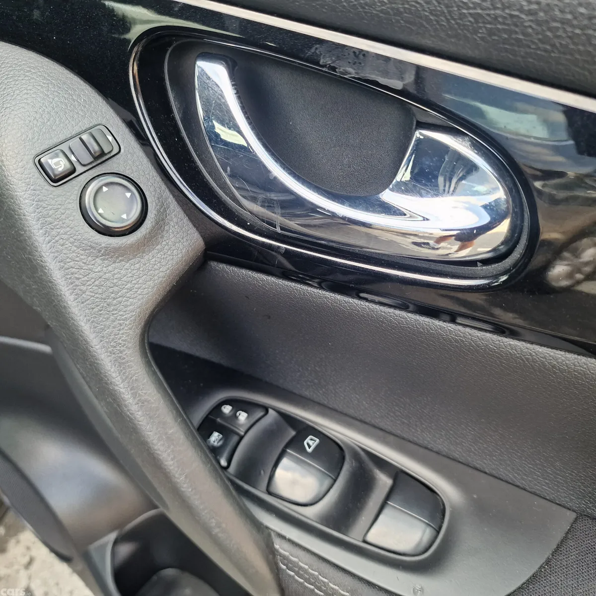 Nissan Qashqai SUV, Petrol, 2017, Black