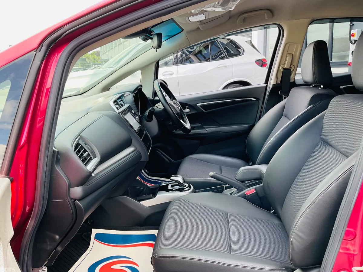 Honda Fit Hatchback, Petrol Hybrid, 2018, Other