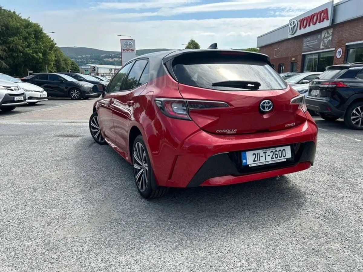 Toyota Corolla Hatchback, Petrol Hybrid, 2021, Red