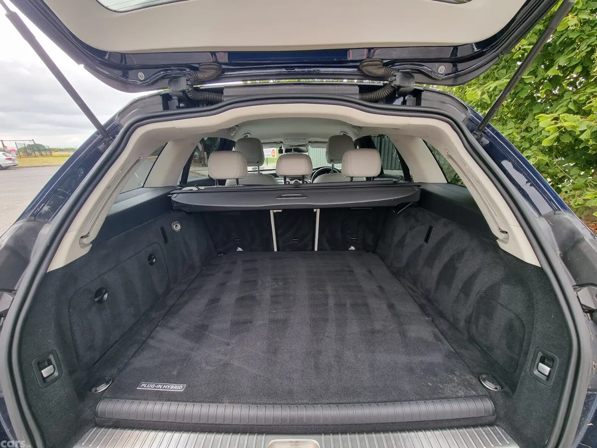 Mercedes-Benz C-Class Estate, Petrol Plug-in Hybrid, 2016, Blue