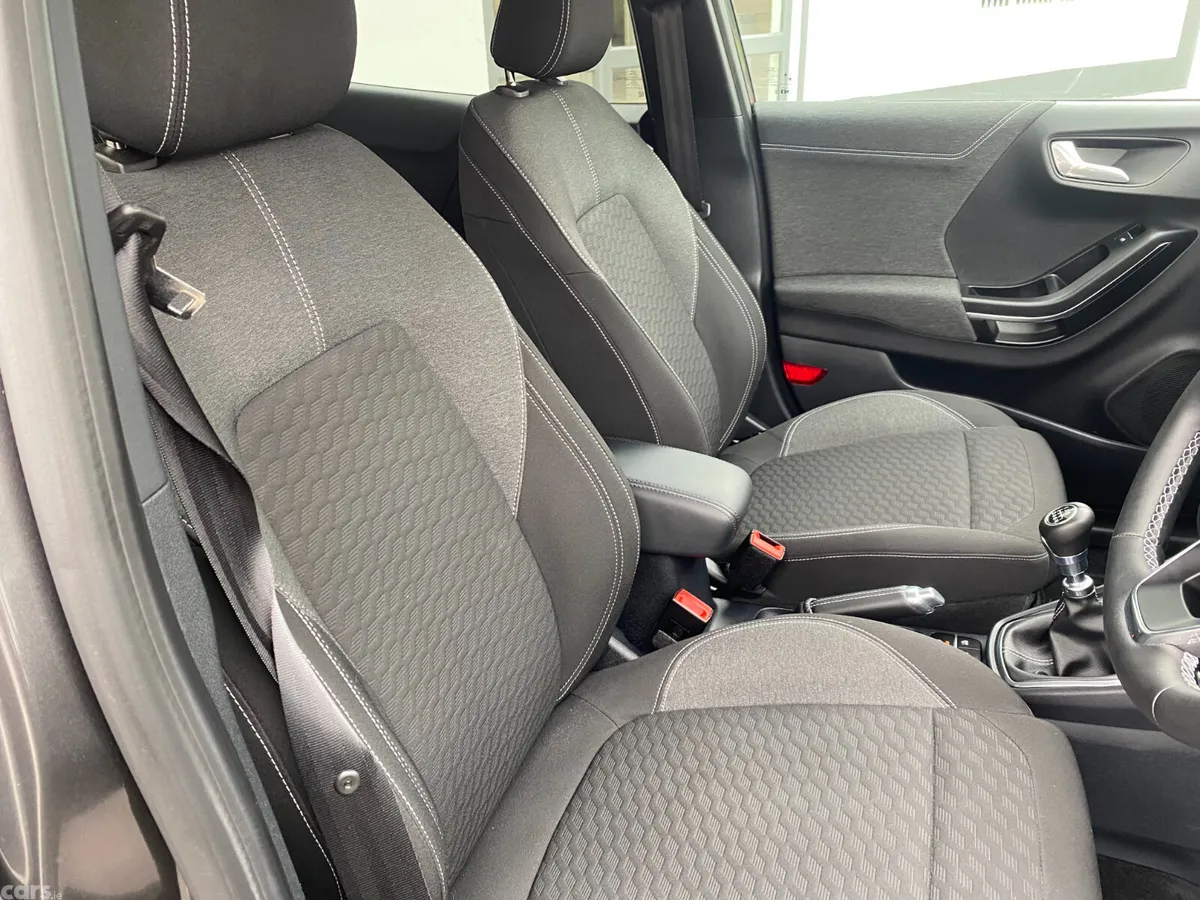 Ford Puma MPV, Petrol Hybrid, 2024, Grey