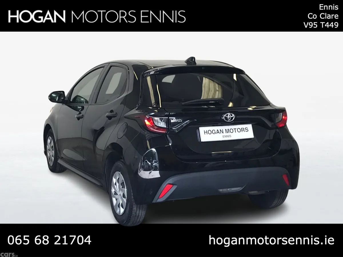 Toyota Yaris Hatchback, Petrol, 2022, Black