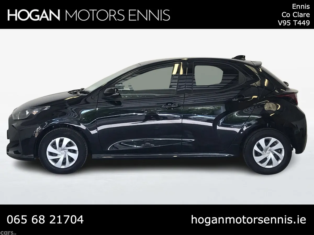 Toyota Yaris Hatchback, Petrol, 2022, Black