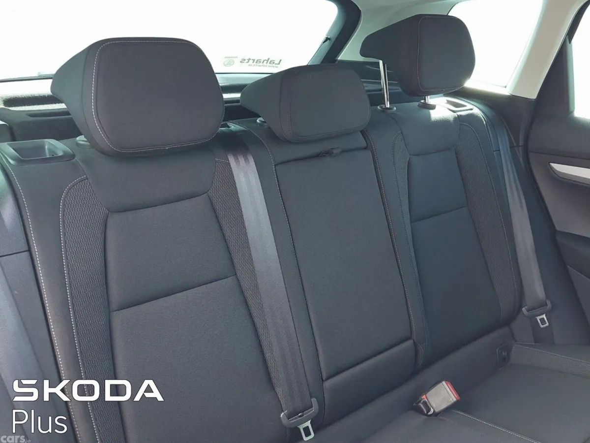 Skoda Karoq SUV, Diesel, 2023, Grey