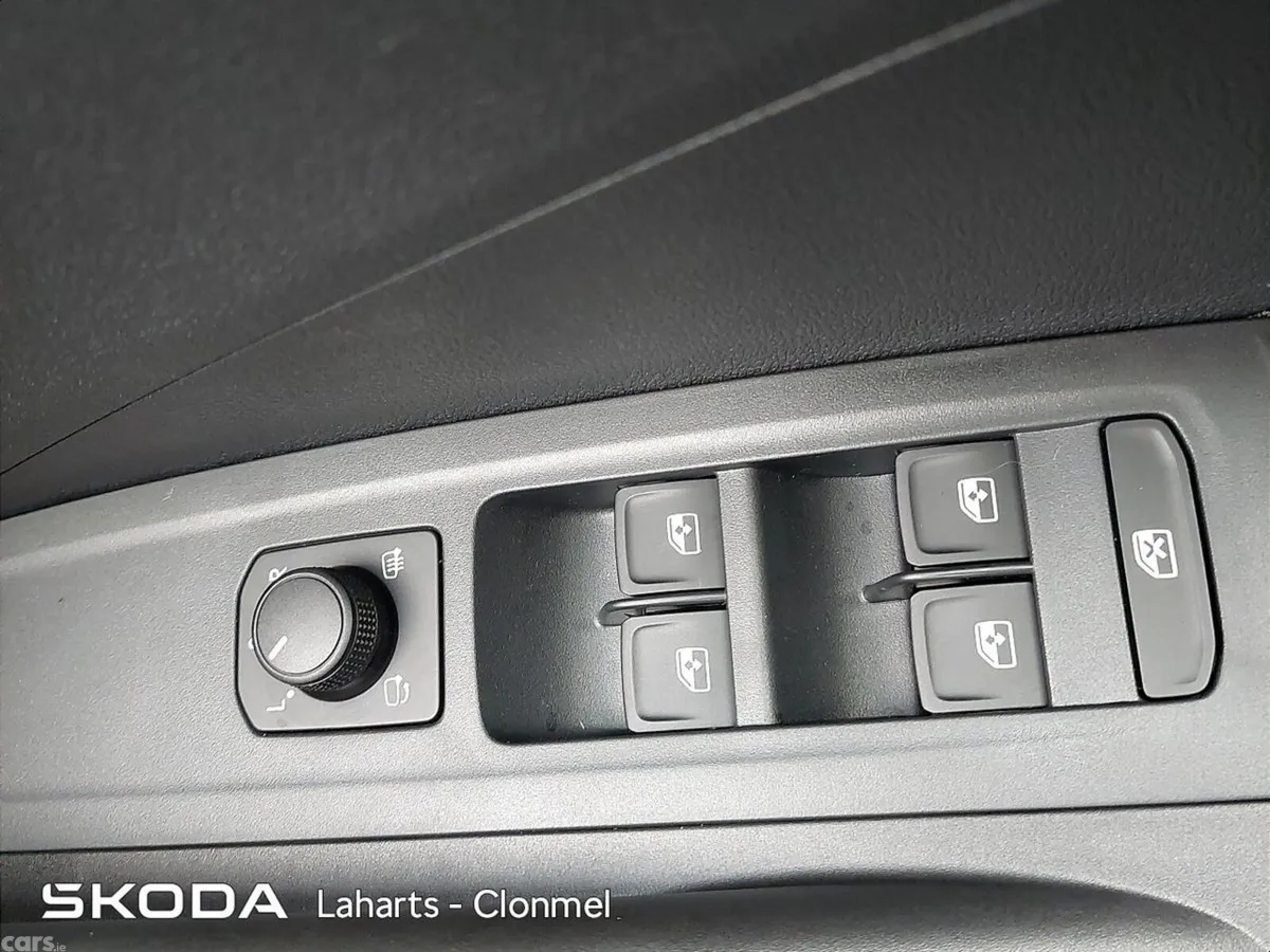 Skoda Fabia Hatchback, Petrol, 2026, Silver