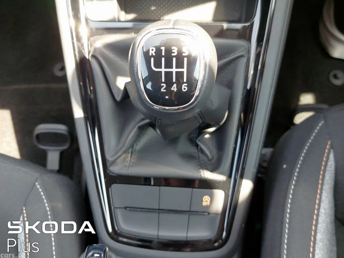 Skoda Kamiq SUV, Petrol, 2026, Blue