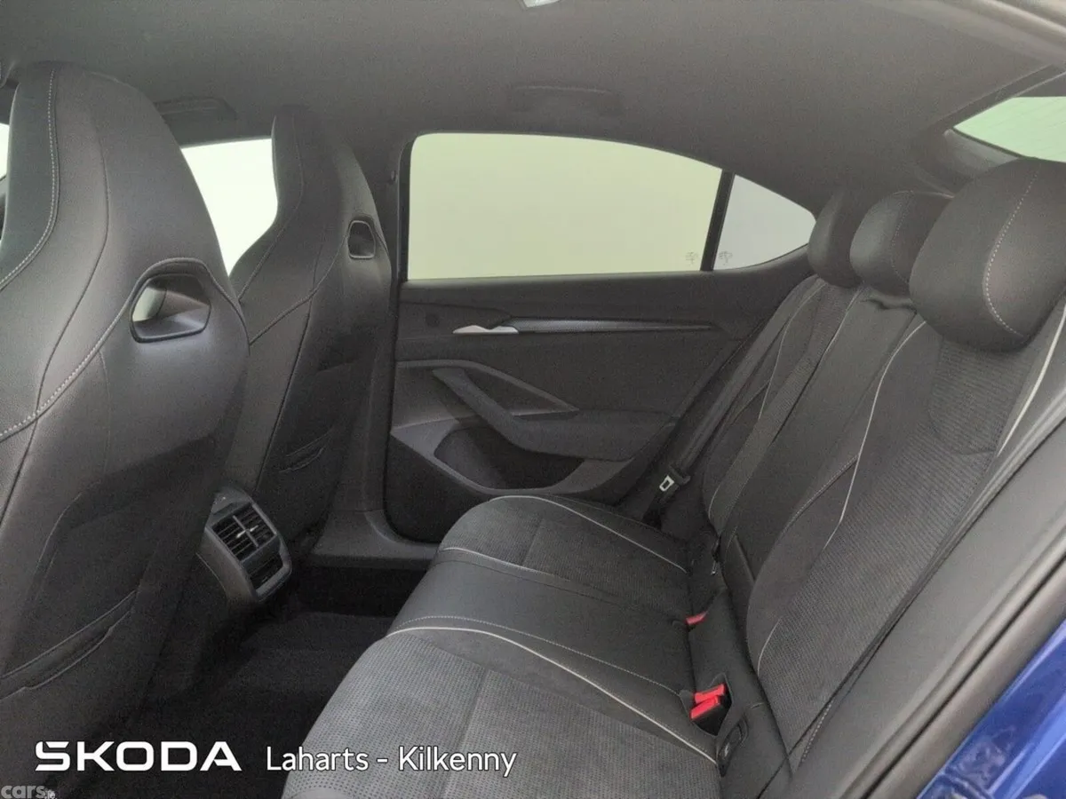 Skoda Superb Saloon, Diesel, 2026, Blue