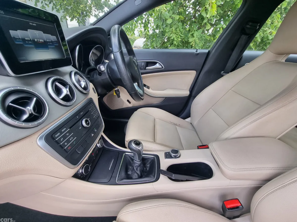 Mercedes-Benz CLA Saloon, Diesel, 2016, Grey