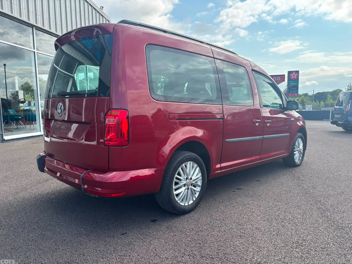 Volkswagen Caddy MPV, Diesel, 2021, Red