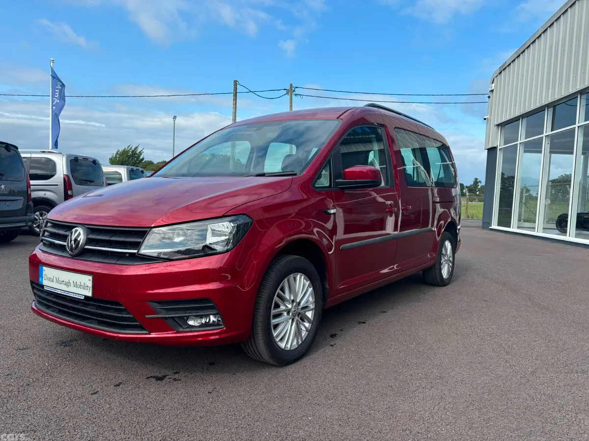 Volkswagen Caddy MPV, Diesel, 2021, Red