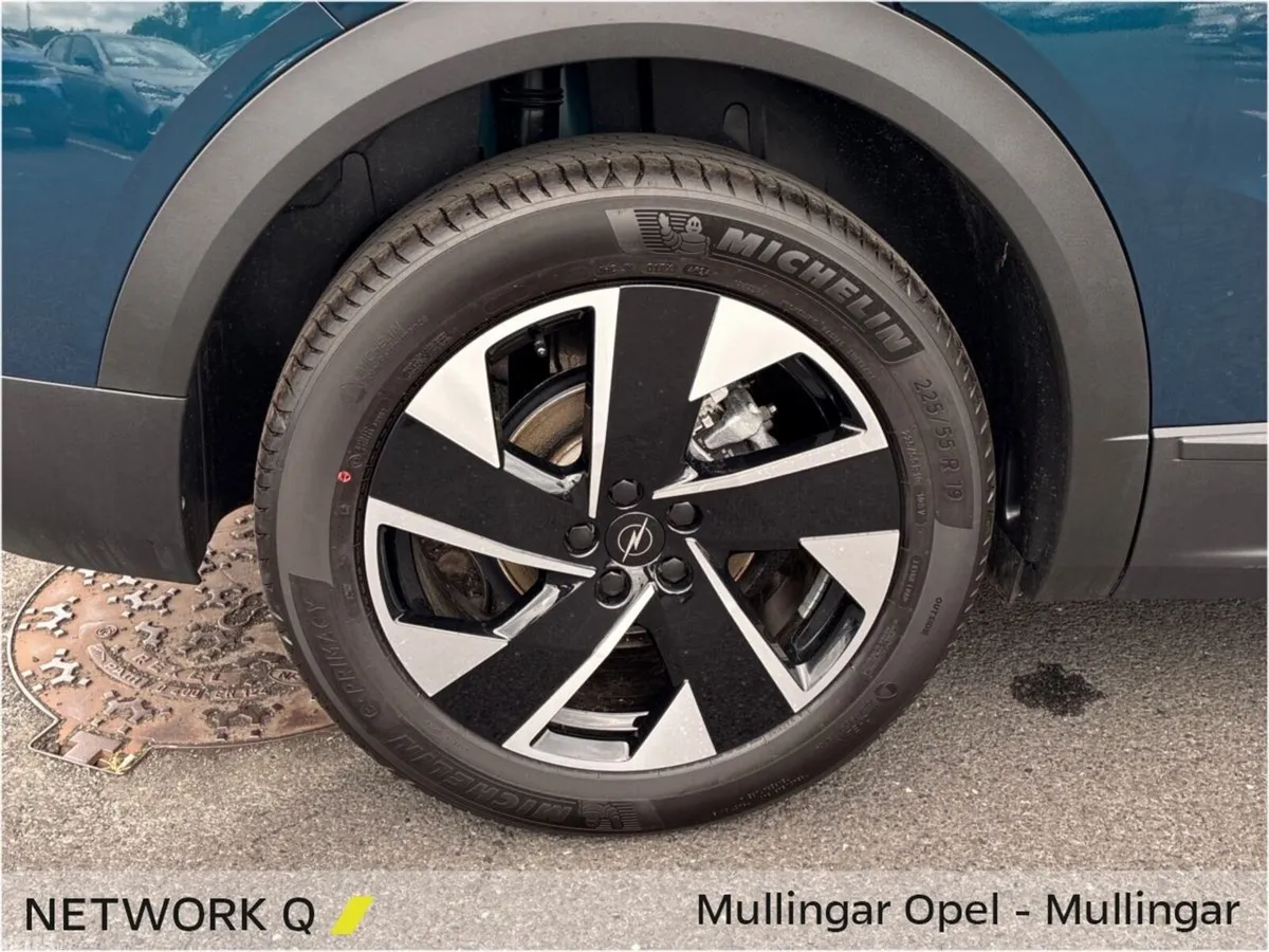 Opel Grandland SUV, Petrol Hybrid, 2026, Blue