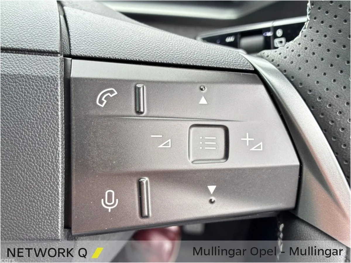 Opel Grandland SUV, Petrol Hybrid, 2026, Blue