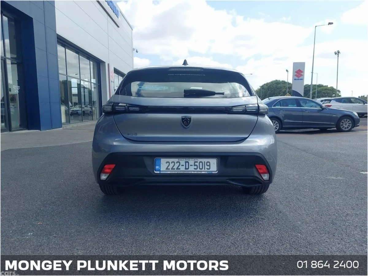 Peugeot 308 Hatchback, Petrol, 2022, Grey
