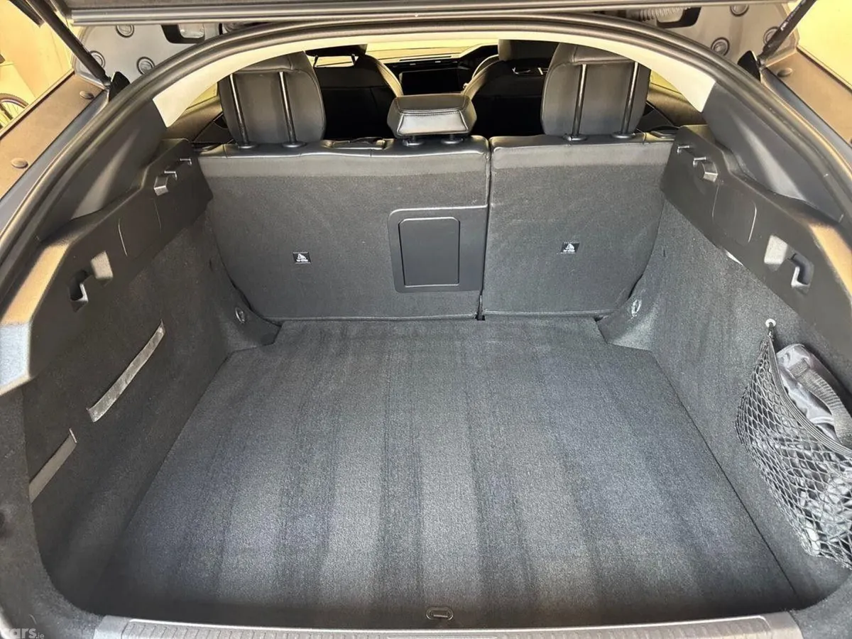 Peugeot 408 Hatchback, Petrol, 2024, Grey