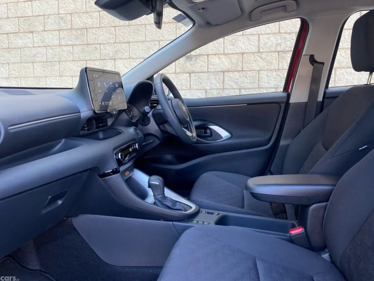 Toyota Yaris Hatchback, Petrol Hybrid, 2026, Red
