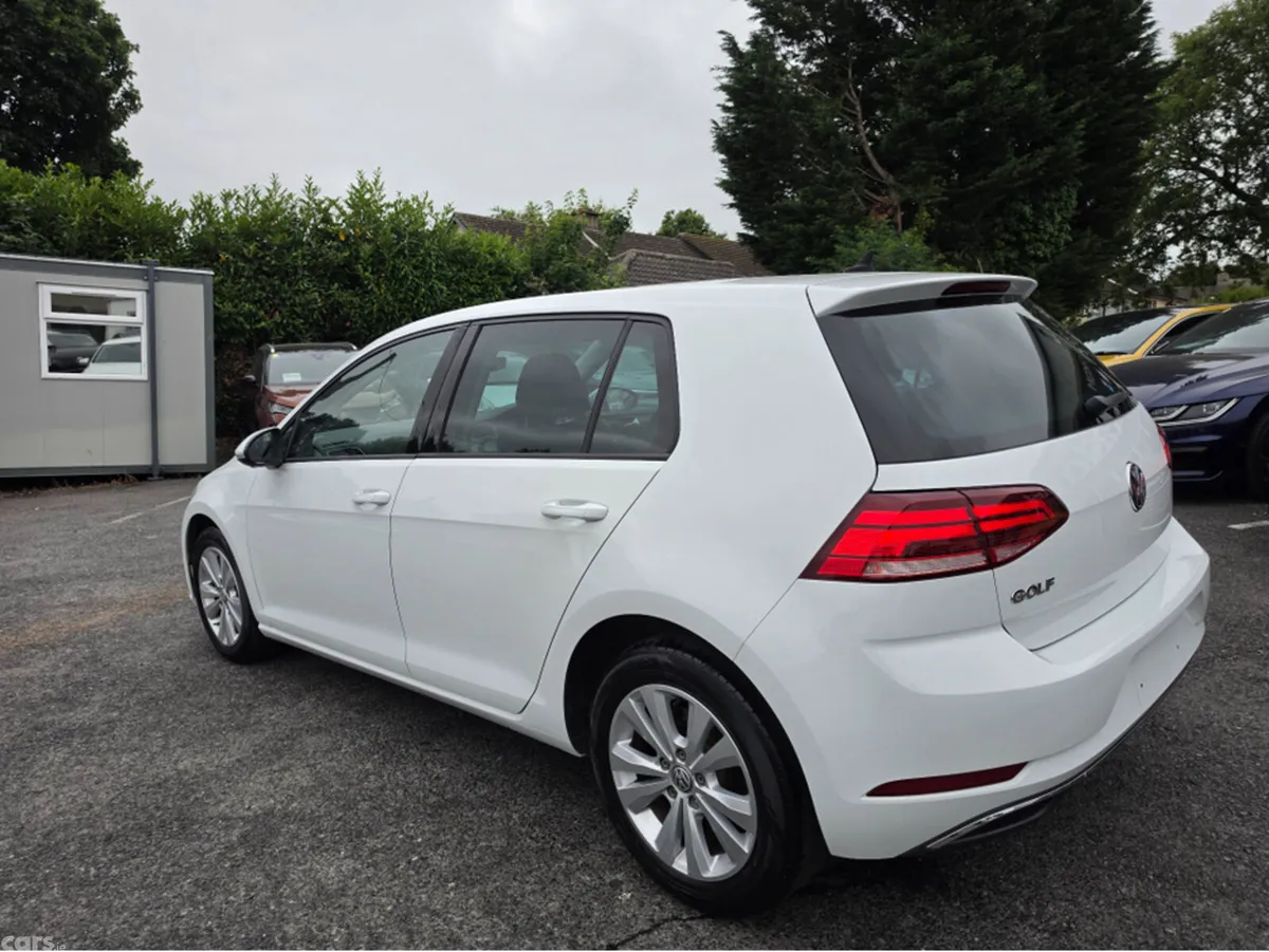 Volkswagen Golf Hatchback, Petrol, 2018, White