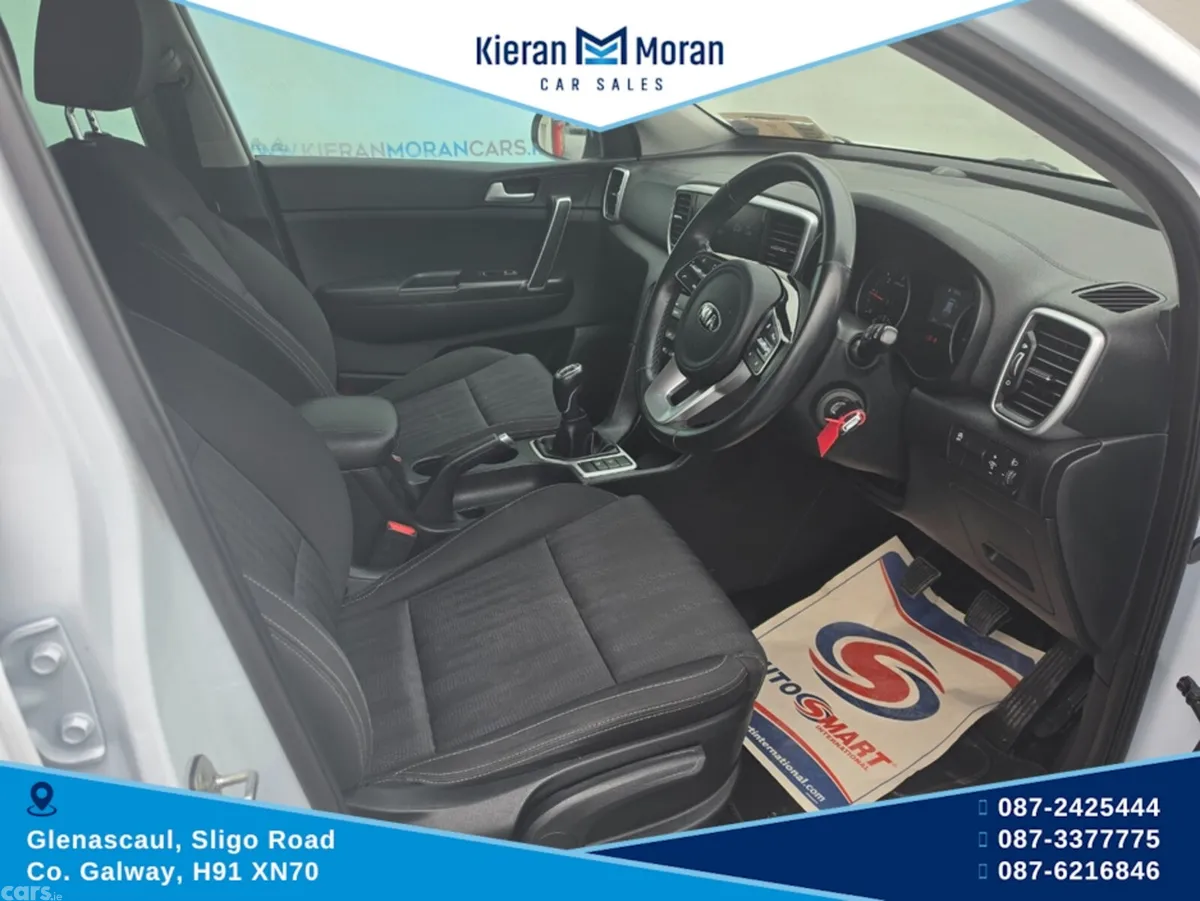 Kia Sportage MPV, Diesel Hybrid, 2021, White