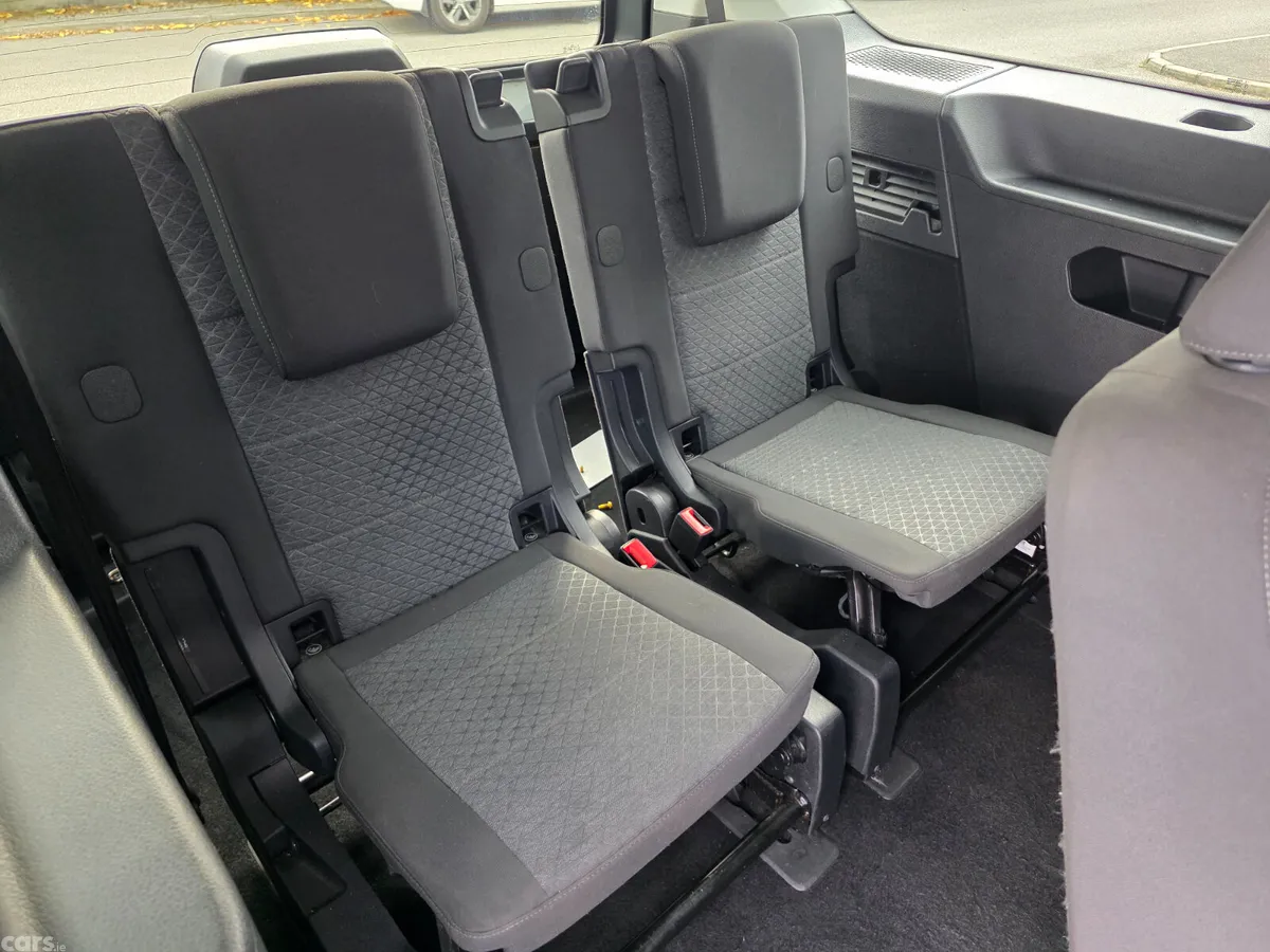 Ford Tourneo Connect MPV, Diesel, 2023, Grey