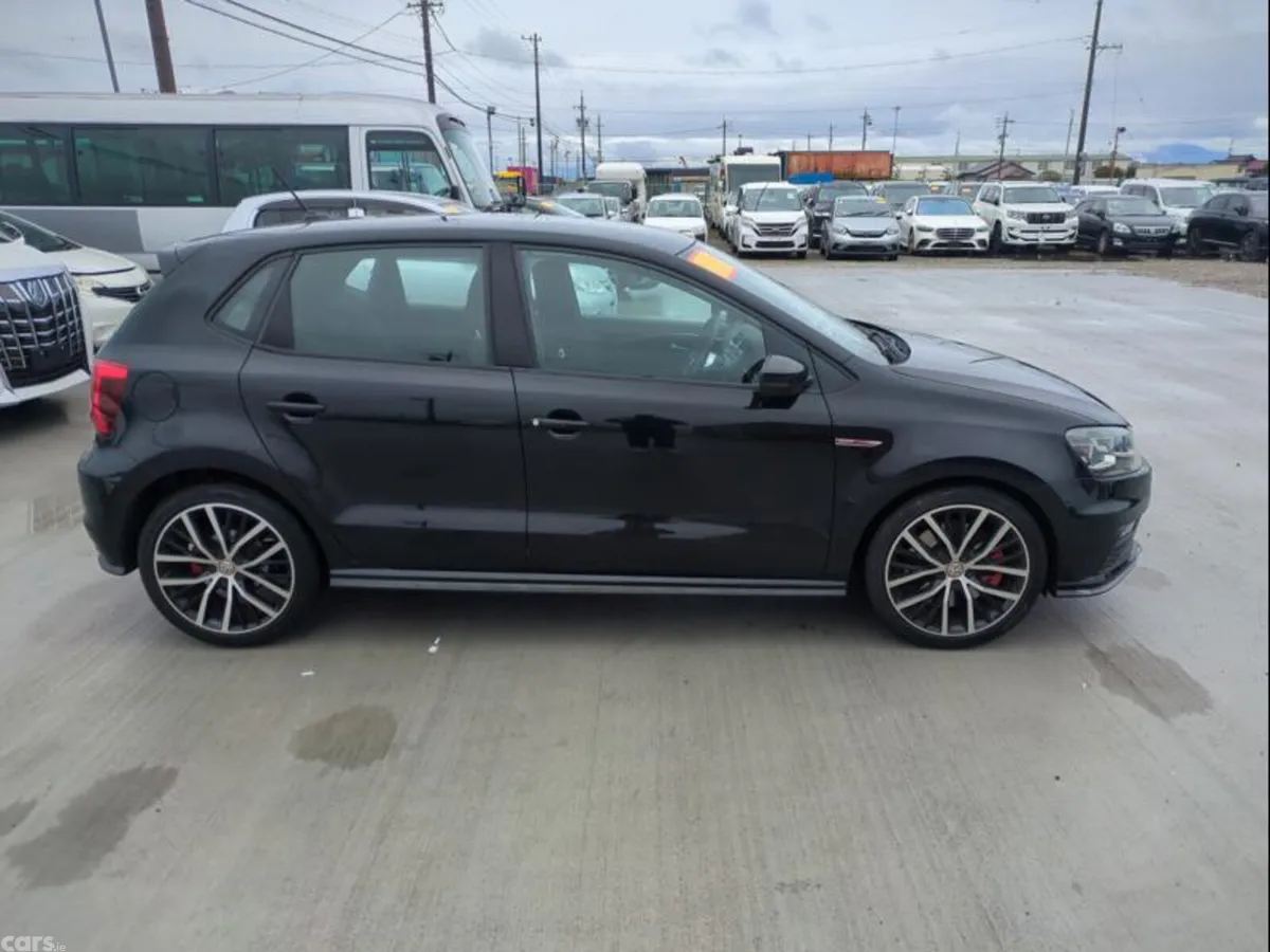 Volkswagen Polo Hatchback, Petrol, 2015, Black
