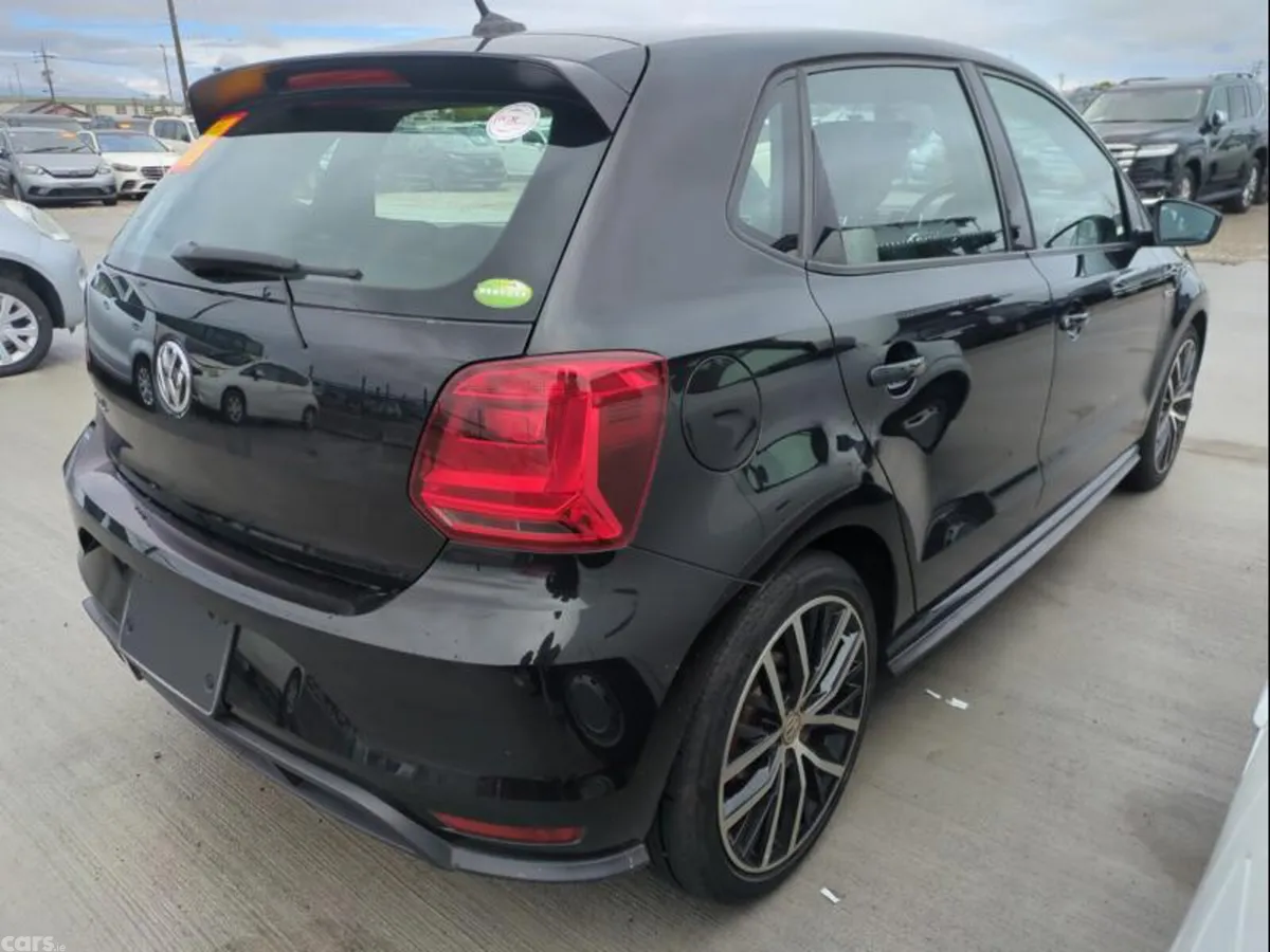 Volkswagen Polo Hatchback, Petrol, 2015, Black
