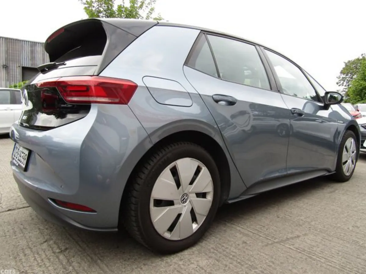 Volkswagen ID.3 Hatchback, Electric, 2021, Blue