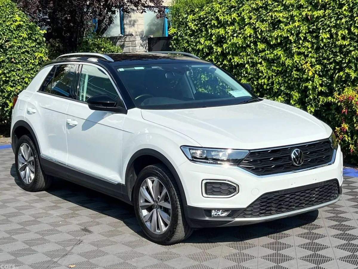 Volkswagen T-Roc SUV, Diesel, 2021, White