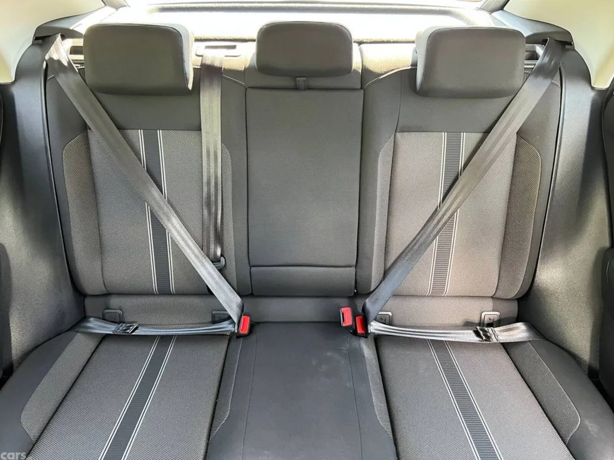 Volkswagen T-Roc SUV, Diesel, 2021, White