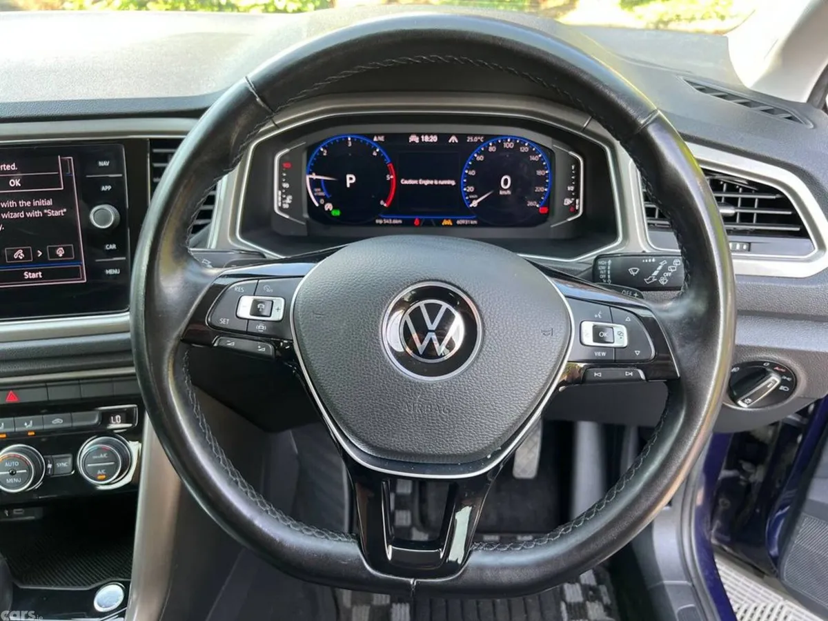 Volkswagen T-Roc SUV, Diesel, 2021, Blue
