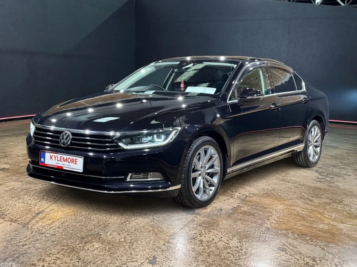 Volkswagen Passat Saloon, Petrol, 2019, Black