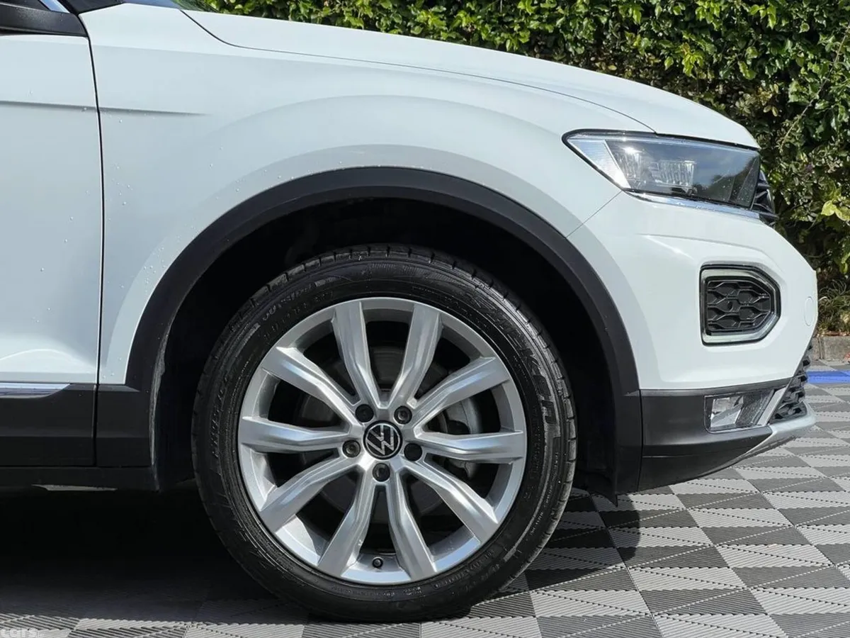 Volkswagen T-Roc SUV, Diesel, 2021, White