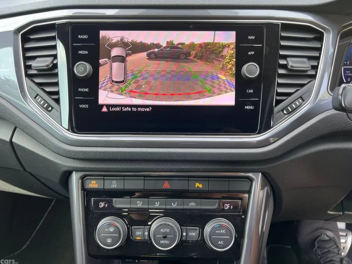 Volkswagen T-Roc SUV, Diesel, 2021, White