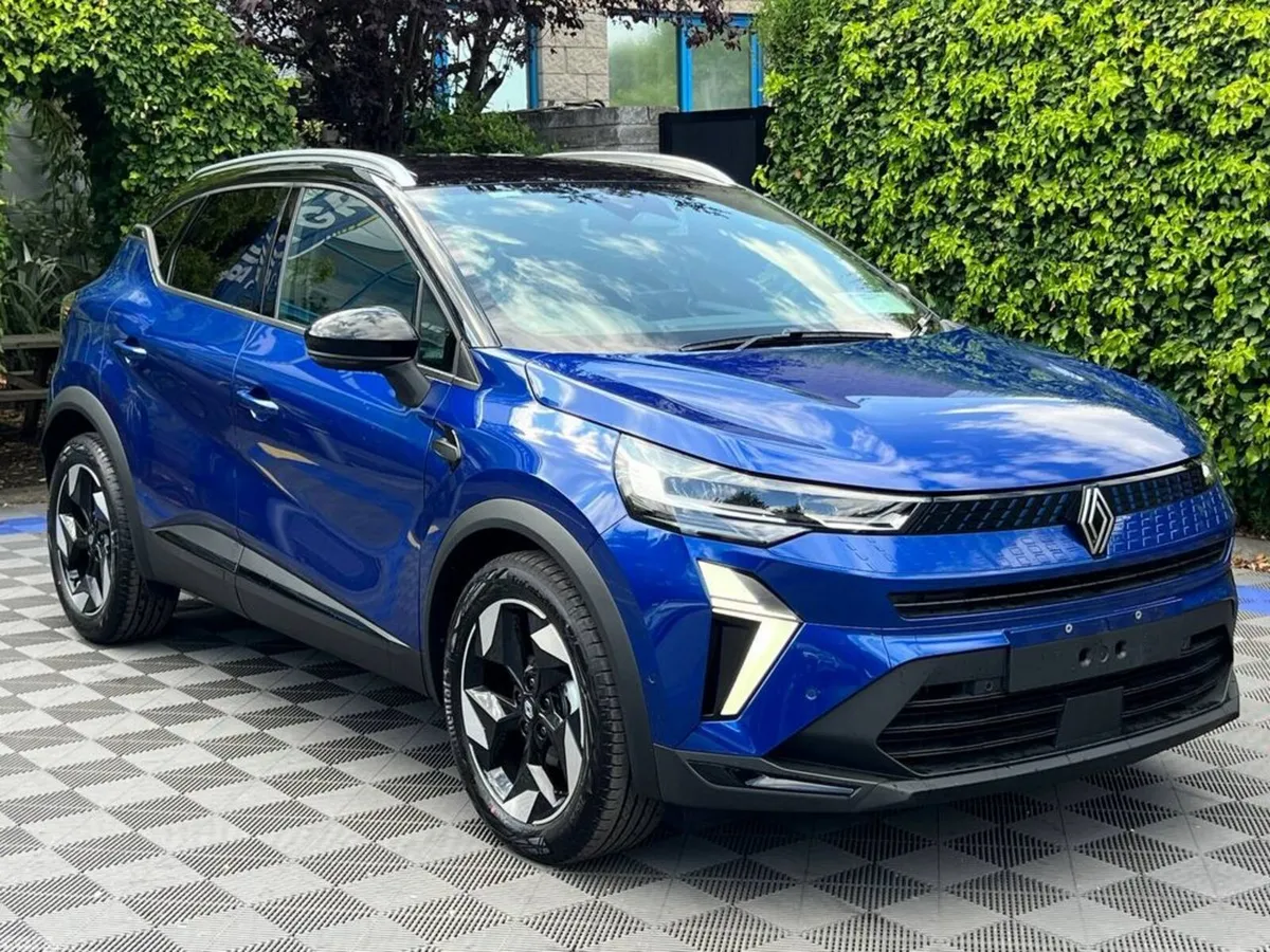 Renault Captur SUV, Petrol Hybrid, 2026, Blue