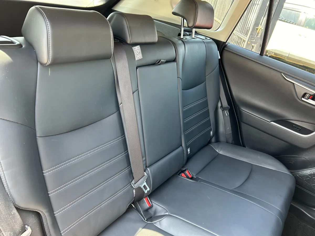 Toyota RAV4 SUV, Petrol Hybrid, 2020, White