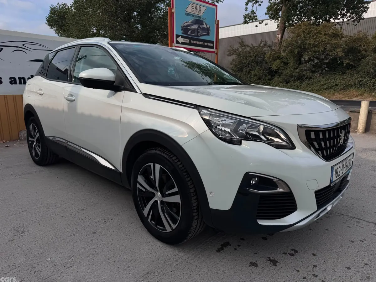 Peugeot 3008 MPV, Petrol, 2018, White