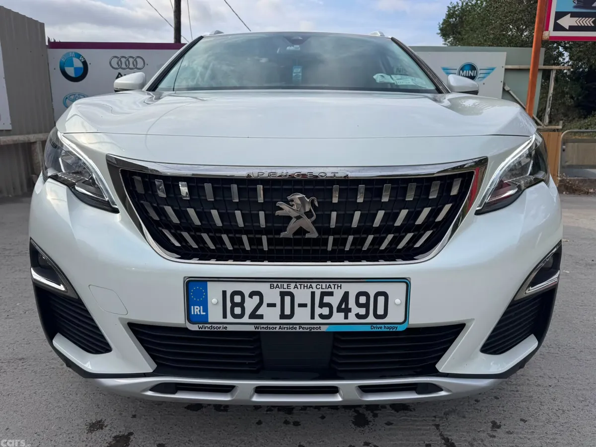 Peugeot 3008 MPV, Petrol, 2018, White